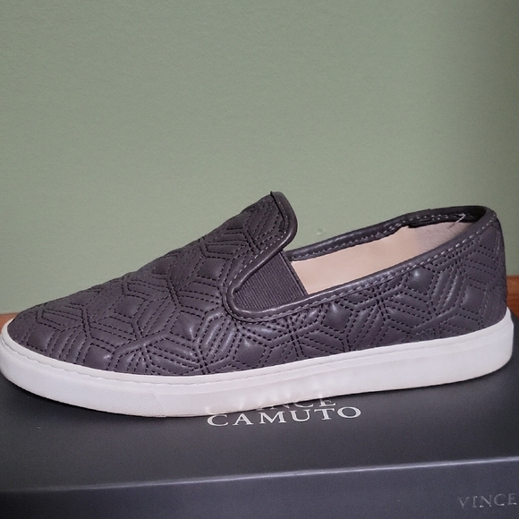 Vince Camuto BIANNA Gray Quilted Leather Slip-On Shoes - Picture 4 of 12